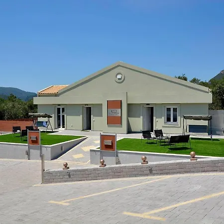 Bratou Terra Sleeps 2 With Garden