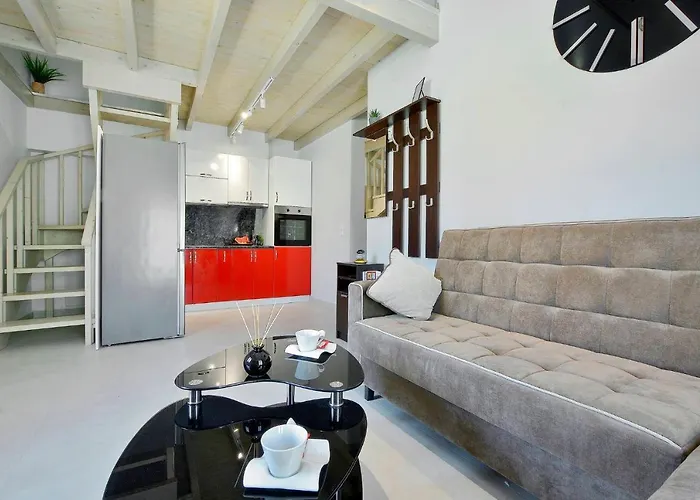 Villa Bratou Terra Sleeps 2 With Garden *